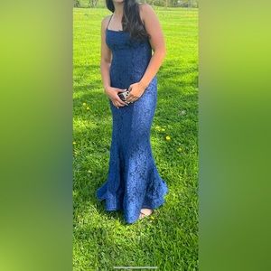 Hey!! This is my prom dress from this year! SHERRI HILL, navy, size 2.